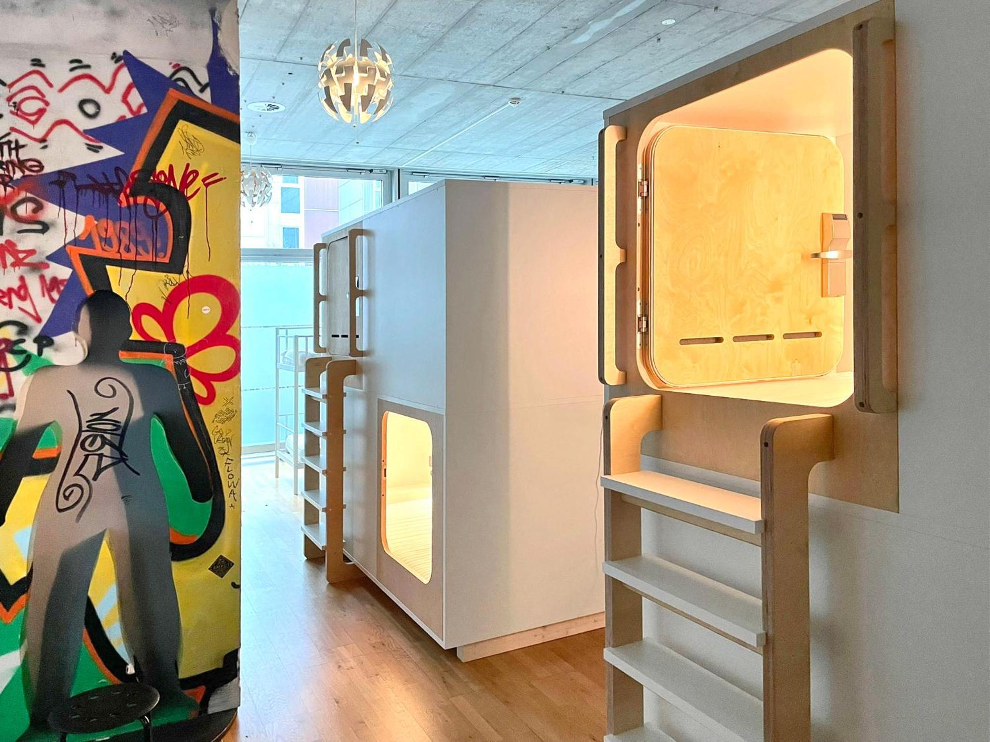 Heart Of Gold Hostel & Capsules Berlin — Photos 1